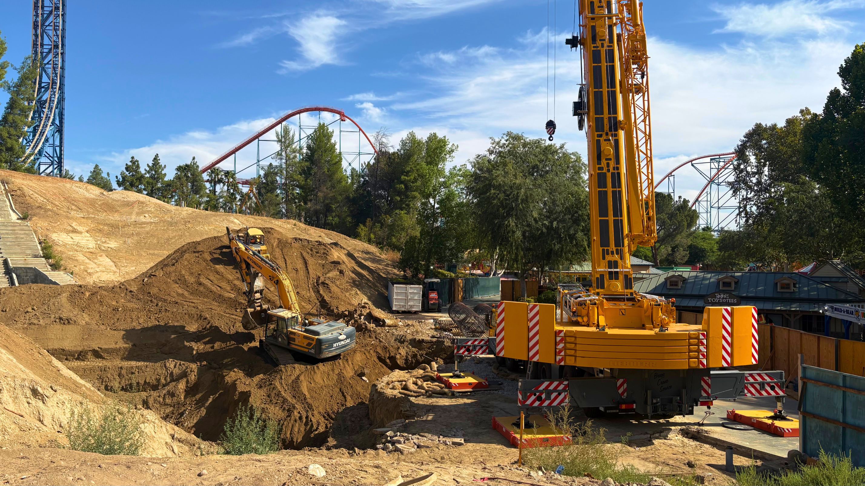 Social Strategy for Magic Mountain’s 2027 Coaster