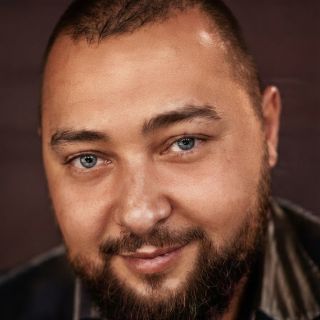 Enigma Valdez portrait